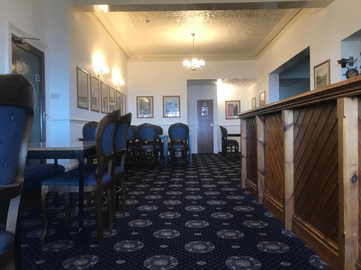 Canasta Hotel — Photos 1